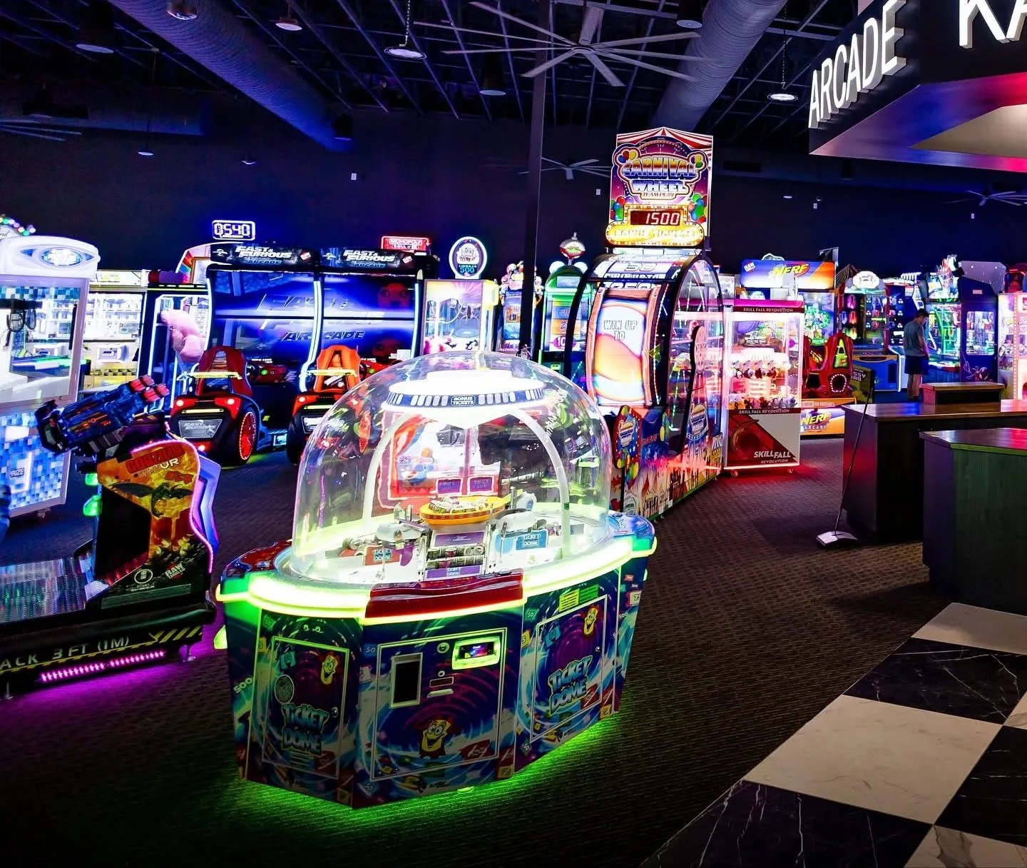 Games at an indoor arcade, one of the best indoor attractions Mesa AZ visitors reach in under 30 min